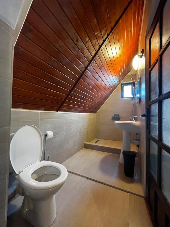 Отель La Conac Nufaru Экстерьер фото